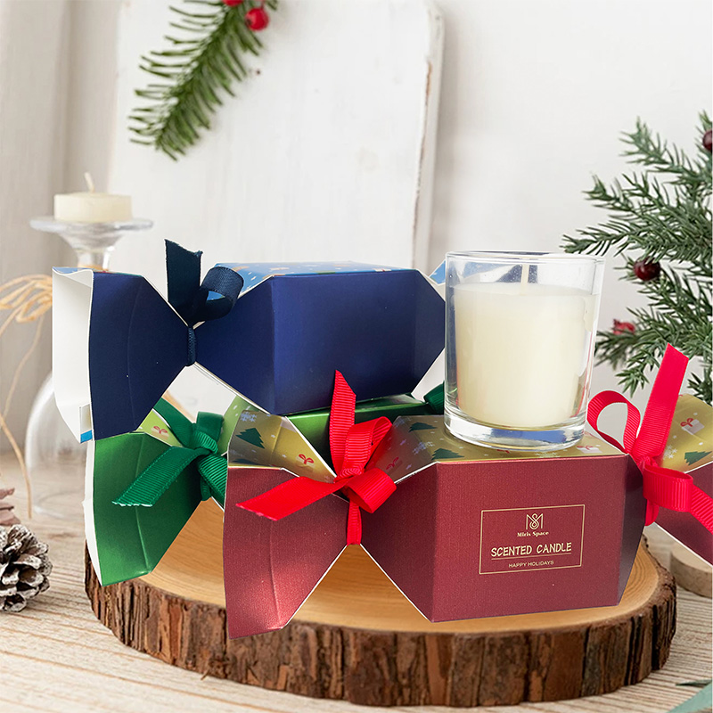Candy Wrapper Christmas Festive Ambiance Scented Candle Soy Wax