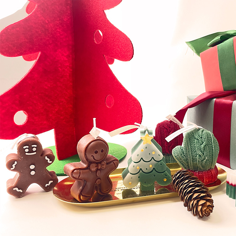 Santa Claus Scented Candle Festive Ambiance Ornament Set Pure Natural Soy Wax