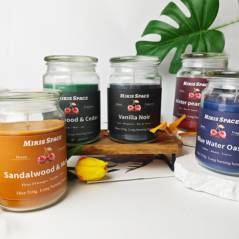 Large Capacity Autumn Colored Wax Scented Candle Festive Ambiance Natural Soy Wax